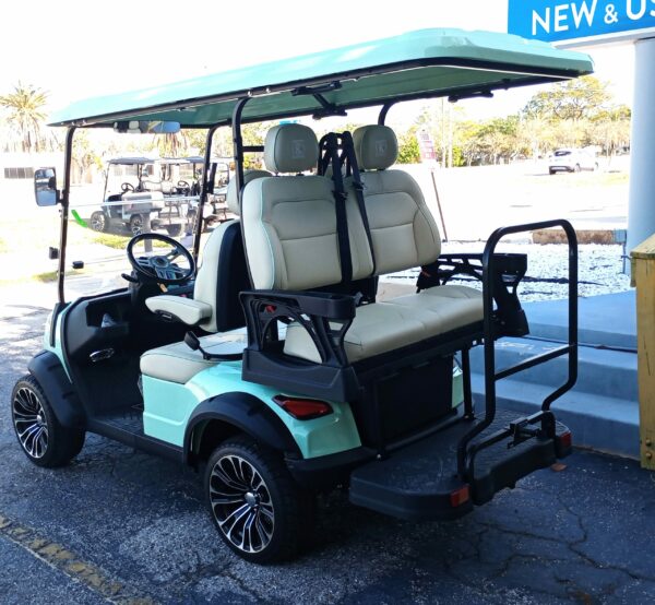 2025 Brad Conquest Roxie H40 Lithium - 4 Passenger - Image 9