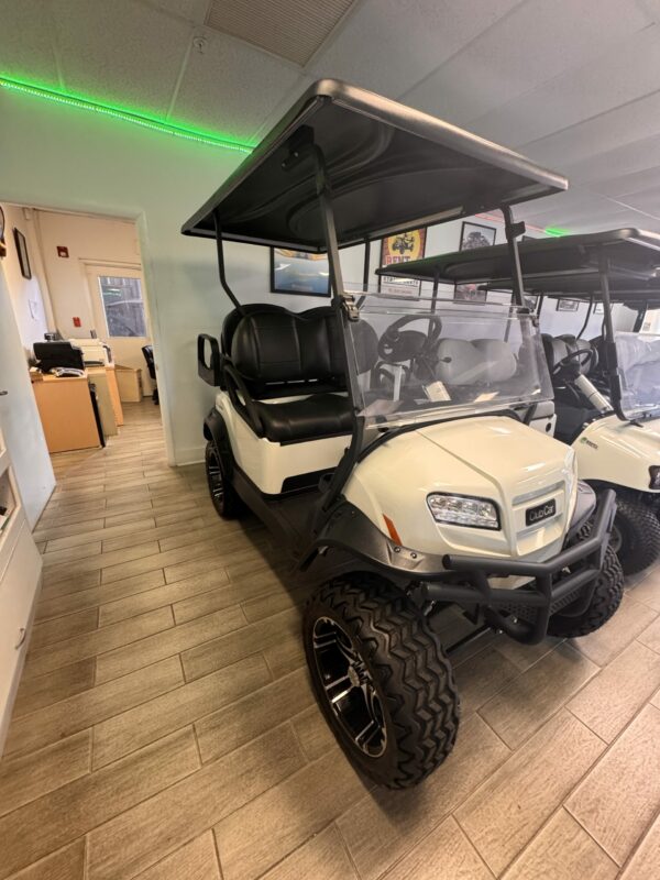 2025 Club Car Onward 4 Passenger Lifted Lithium - Image 4