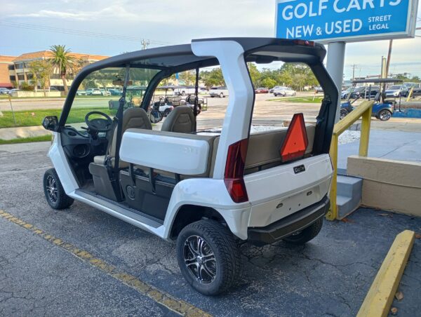 2026 Club Car CRU - Image 3