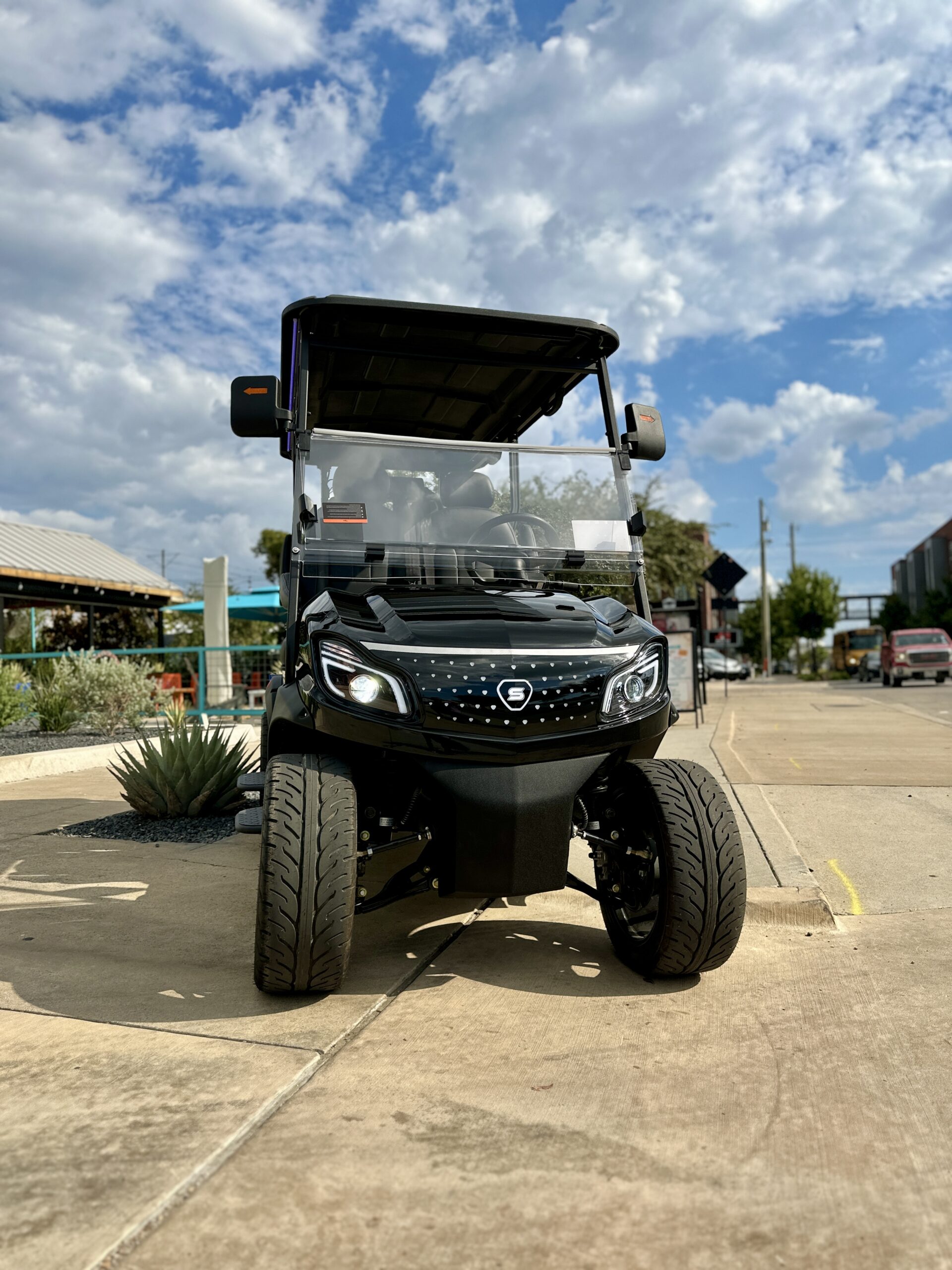 2025 Solana XA 4 Forward - Lithium - Image 3