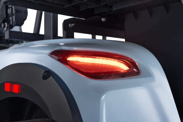 2026 Solana Model F 2+2 - Lithium - Image 4