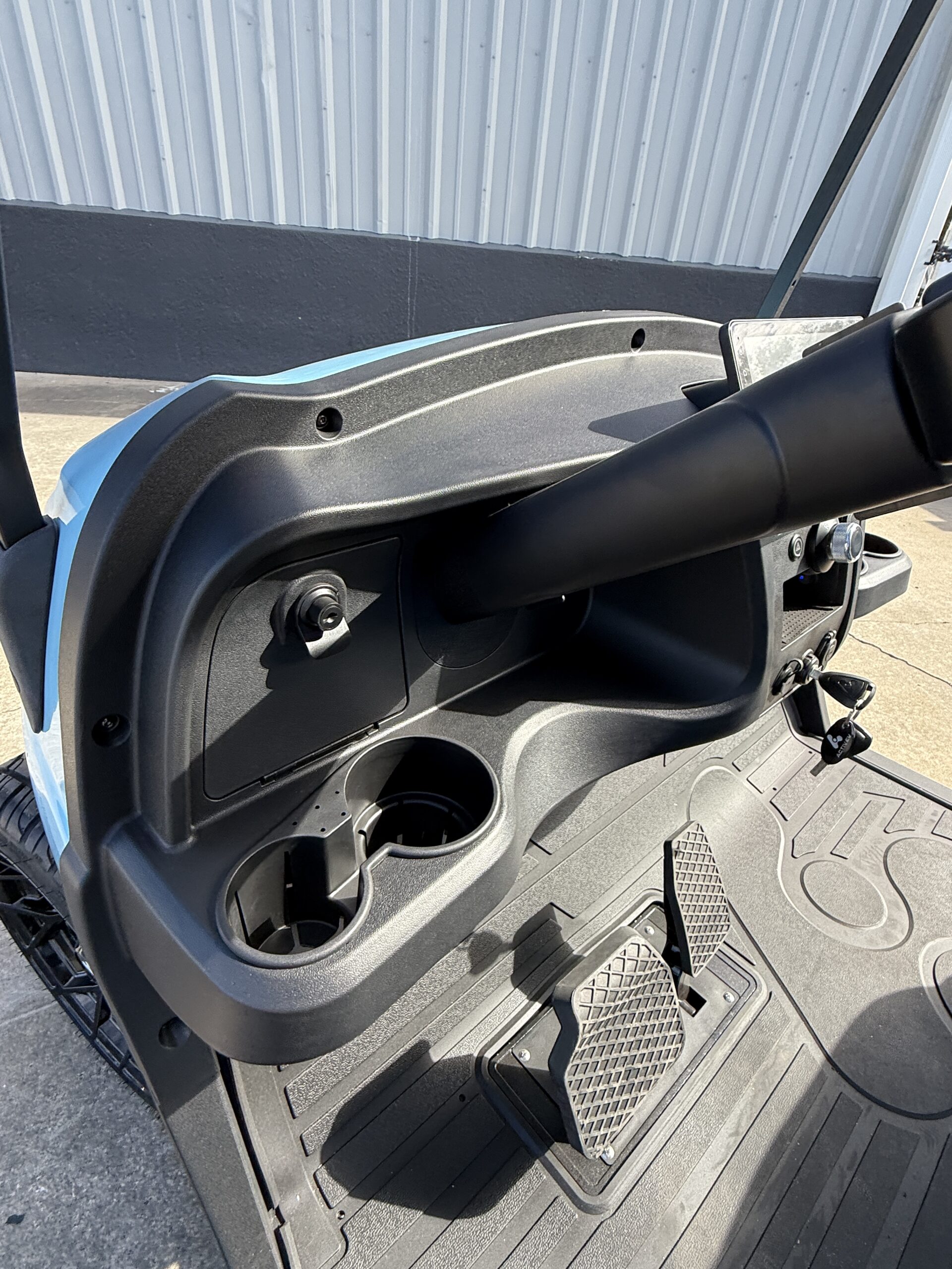 2026 ActivEv by Bintelli Pulse 2+2 - Lithium - Image 17